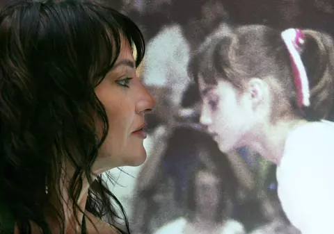 Imaginea nefardată a medaliilor Nadiei Comăneci. Era înfometată cu zilele de antrenori. De frică, a fugit acasă la Benone Sinulescu