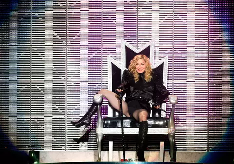 Dacă această știre ar fi ultimul lucru pe care ți l-ai aminti? Ziua în care Madonna a cucerit Bucureștiul. Povestea unui concert de neuitat de acum 12 ani - PUBLICITATE