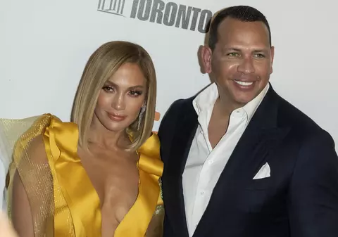 E oficial! Jennifer Lopez și Alex Rodriguez s-au despărțit: „Ne e mai bine să fim prieteni”