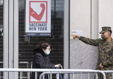 Peste un miliard de doze de vaccin anti-COVID-19 au fost administrate în întreaga lume