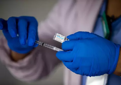 Vaccinul de la Johnson & Johnson va ajunge în centrele de vaccinare săptămâna viitoare