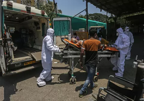 Număr fără precedent de decese provocate de COVID în India: peste 1.700 de morți în ultimele 24 de ore