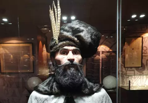 Cum arată figura lui Mihai Viteazul, reconstituită. Proiectul unic la care un tânăr sculptor a lucrat timp de doi ani