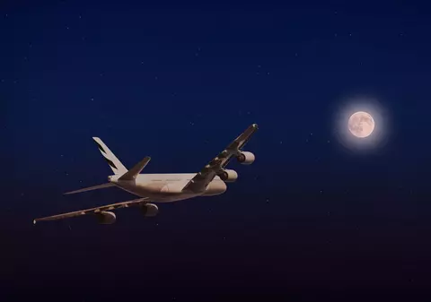 Zbor cu avionul pentru a vedea eclipsa de lună. Oferta unei companii aeriene care s-a epuizat în aproape două minute