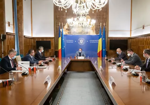 Guvernul discută astăzi despre beneficiile pe care le pot avea persoanele vaccinate