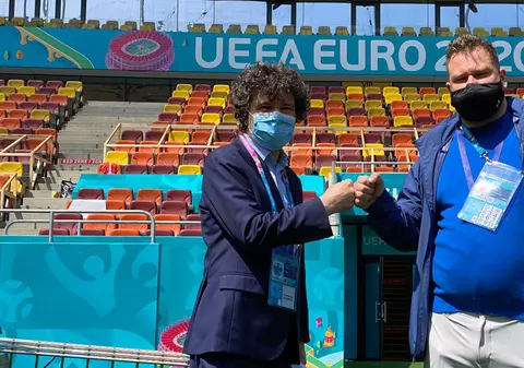 Nicuşor Dan a făcut un tur al Arenei Naţionale: Lucrările sunt în grafic, mai sunt mici reglaje de făcut