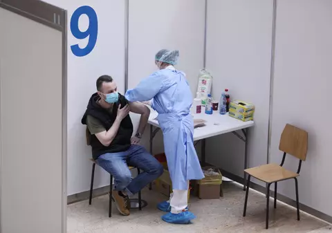 Peste 105.000 de persoane vaccinate anti-COVID-19, în ultimele 24 de ore