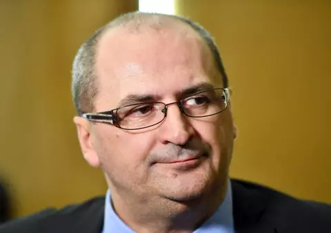 Fost director RATB, reclamat la Parchet pentru că și-a semnat singur promovarea în funcție