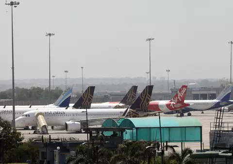 Panică într-un avion din India, după ce pasagerii s-au trezit cu un liliac la bord. Ce s-a întâmplat cu aeronava