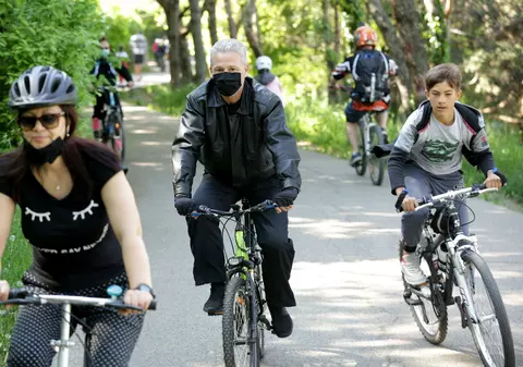 Rata de infectare continuă trendul descendent. Situația pe județe