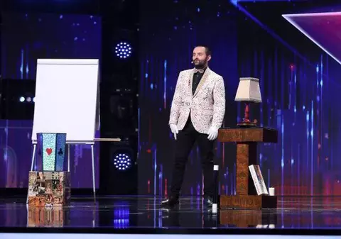 Cine e Magitot, finalistul de la „Românii au talent” 2021. Iată numele lui real