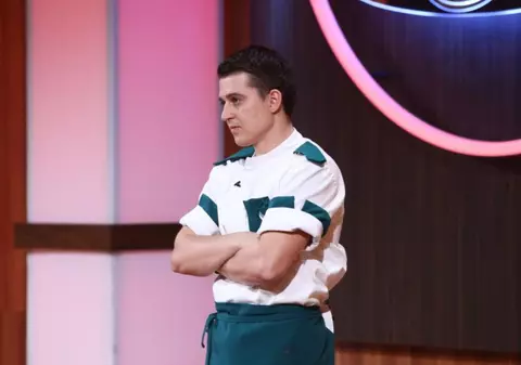 Schimbare la „Chefi la cuțite”. Cuțitul de aur al lui Sorin Bontea a trecut în echipa lui Scărlătescu