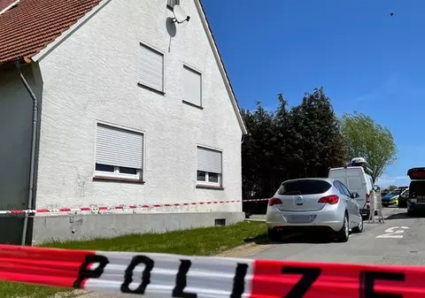 Român ucis în bătaie de necunoscuți, dis-de-dimineață, în casă, în Germania. De trei zile, poliția caută criminalii