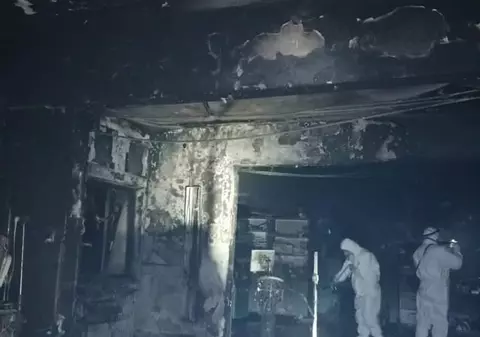 Raport final în cazul incendiului de la spitalul din Piatra Neamț, în urma căruia au murit zece pacienți. Focul a pornit de la o candelă aflată la căpătâiul unui bolnav