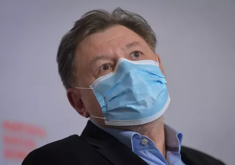 Alexandru Rafila: Vom avea valul 4 al pandemiei în septembrie-octombrie. „Să ne convingem prietenii să se vaccineze!”