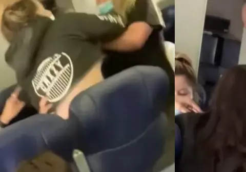 Însoțitoare de bord, atacată de una dintre pasagere. Din ce cauză a izbucnit scandalul