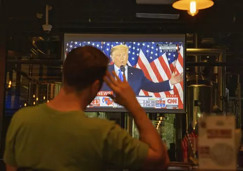 Publicul televiziunilor din SUA, împărțit pe religii. Fox atrage evanghelicii, dar respinge ateii, hindușii și musulmanii aleg CNN