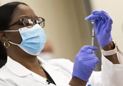 SUA vor autoriza vaccinul Pfizer și pentru copiii cu vârsta de cel puțin 12 ani