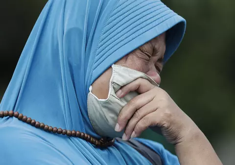 Dincolo de India, valul COVID lovește tot mai multe țări asiatice. Radiografia unei situații dramatice