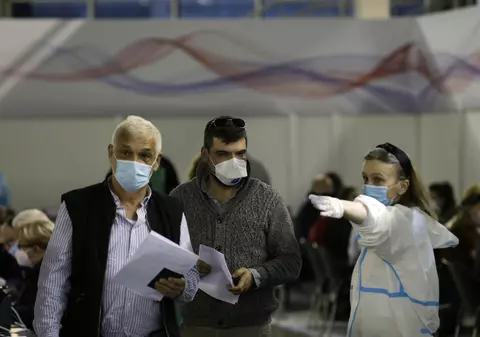 Serbia va oferi 25 de euro fiecărui cetățean care se vaccinează împotriva COVID