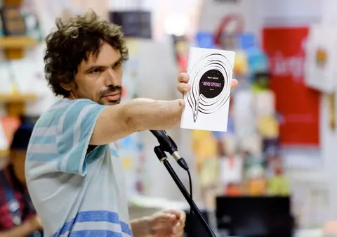 Poetul Dan Sociu, în rubrica de cultură a Libertății: „Pe Dumnezeu îl găsești dacă faci bine celor care au nevoie”