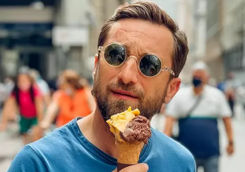 Ce a pățit Dani Oțil atunci când a mers să cumpere pătuțul bebelușului său. „Nu zic mai multe”