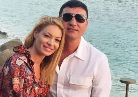 Cristi Borcea, în culmea fericirii la malul mării: „În acest moment, afacerile cad pe plan secundar”
