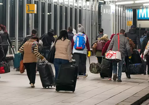 Deutsche Welle: Muncitorii din estul Europei, salariu minim pentru „îngrijirea 24 de ore din 24” în Germania