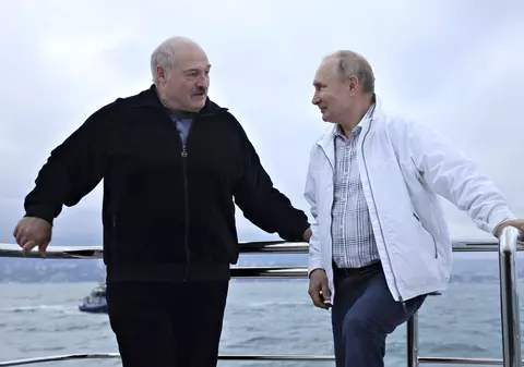 Aleksandr Lukașenko: „Dacă vom vedea o activare NATO, armata rusă va ajunge în 24 de ore în Belarus”