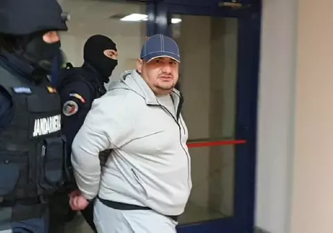 Doi interlopi români au fost reținuți în Italia. Unul dintre ei comandase uciderea unui jurnalist