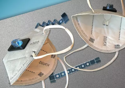 Cercetătorii au inventat un prototip de mască, dotată cu senzori, care detectează coronavirusul