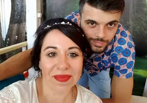 Oana Roman, surprinsă de Marius Elisei la ceas de seară. Ce i-a dăruit fostul soț