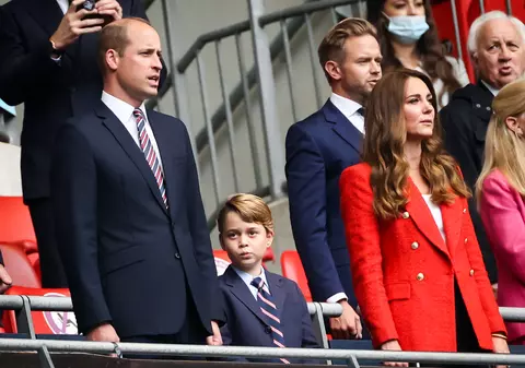 Ducii de Cambridge și prințul George, la meciul Anglia-Germania. Imagini din tribune
