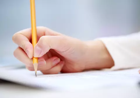 Programa Fizică Bac 2021. Ce trebuie să învețe elevii care dau examenul