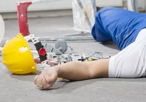 Un român a primit peste un milion de euro, în Italia, după ce a suferit un accident la muncă