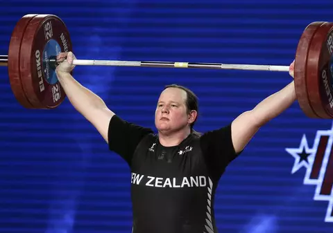 Halterofila Laurel Hubbard, prima sportivă transgender care va concura la Jocurile Olimpice