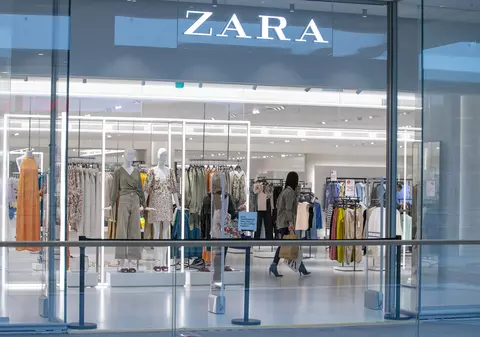 Mexicul acuză Zara că a „folosit” în colecțiile sale de modă desene tradiționale ale populațiilor indigene
