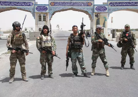 Cum arată Afganistanul după retragerea aliată. Talibanii preiau controlul țării, al-Qaida se întărește, iar viitorul este sumbru