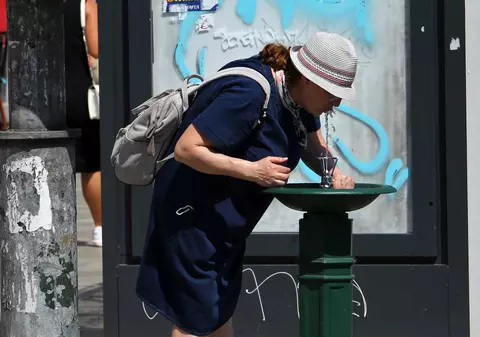 Noi avertizări de caniculă în aproape toată țara. Cât va persista valul de căldură extremă