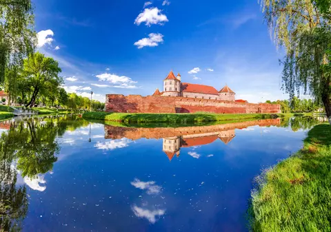 Cetatea Făgăraș, locul desprins din povești. Unde se află, ce activități poți face și obiective turistice în zonă