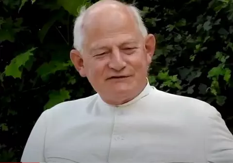 Călugărul-erou din Germania: La inundații, a alertat populația unui orășel cu un clopot medieval, după ce sirenele s-au stricat