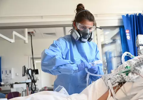 În ce domenii se resimte cel mai acut criza de forță de muncă și ce salarii se câștigă pentru aceste joburi