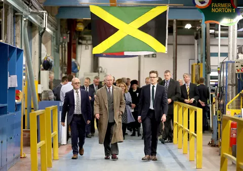 Jamaica vrea despăgubiri de la Marea Britanie pentru comerțul cu sclavi. Care e suma cerută