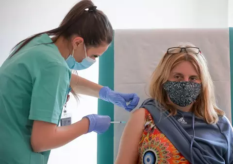 Campania de vaccinare stagnează: A doua zi consecutivă cu sub 17.000 de persoane imunizate