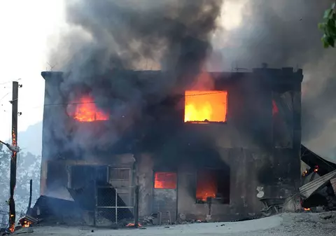 Incendii devastatoare în Turcia. Cel puțin trei oameni au murit