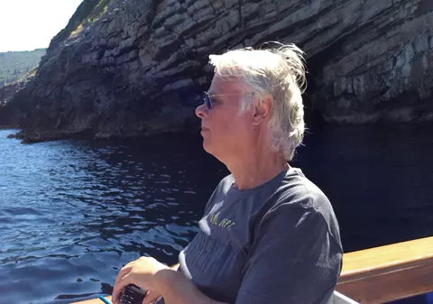 In memoriam. Povestea vieții navigatorului român care se odihnește de trei luni în camera frigorifică a unui vapor