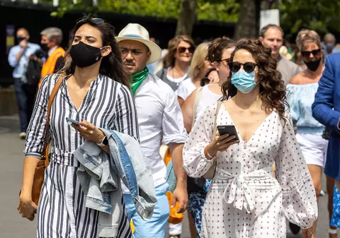 Regatul Unit înregistrează peste 50.000 de noi cazuri de COVID-19, pentru prima dată în ultimele șase luni