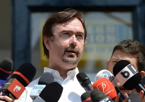 Prefectul Capitalei cere „amenzi exemplare” pentru cei care aruncă gunoaiele pe jos