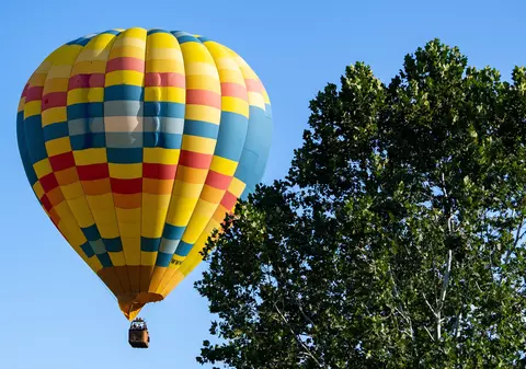 11 oameni, răniți, după ce un balon cu aer cald s-a prăbușit, în Noua Zeelandă
