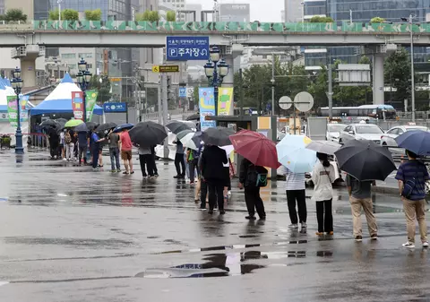 Autoritățile din Coreea de Sud impun la Seul cele mai drastice restricții de la debutul pandemiei